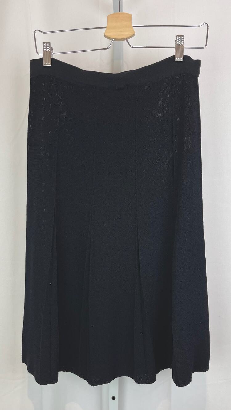 EXCLUSIVELY MISOOK Size S Pull On A Line Skirt Pleated Knee Length Black